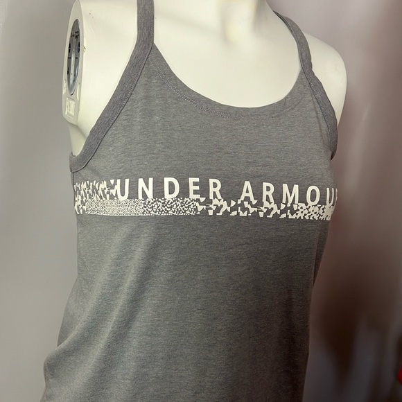 UNDER ARMOUR-LOOSE-HEATGEAR TOP SIZE SM/P/CH - Picture 4 of 10